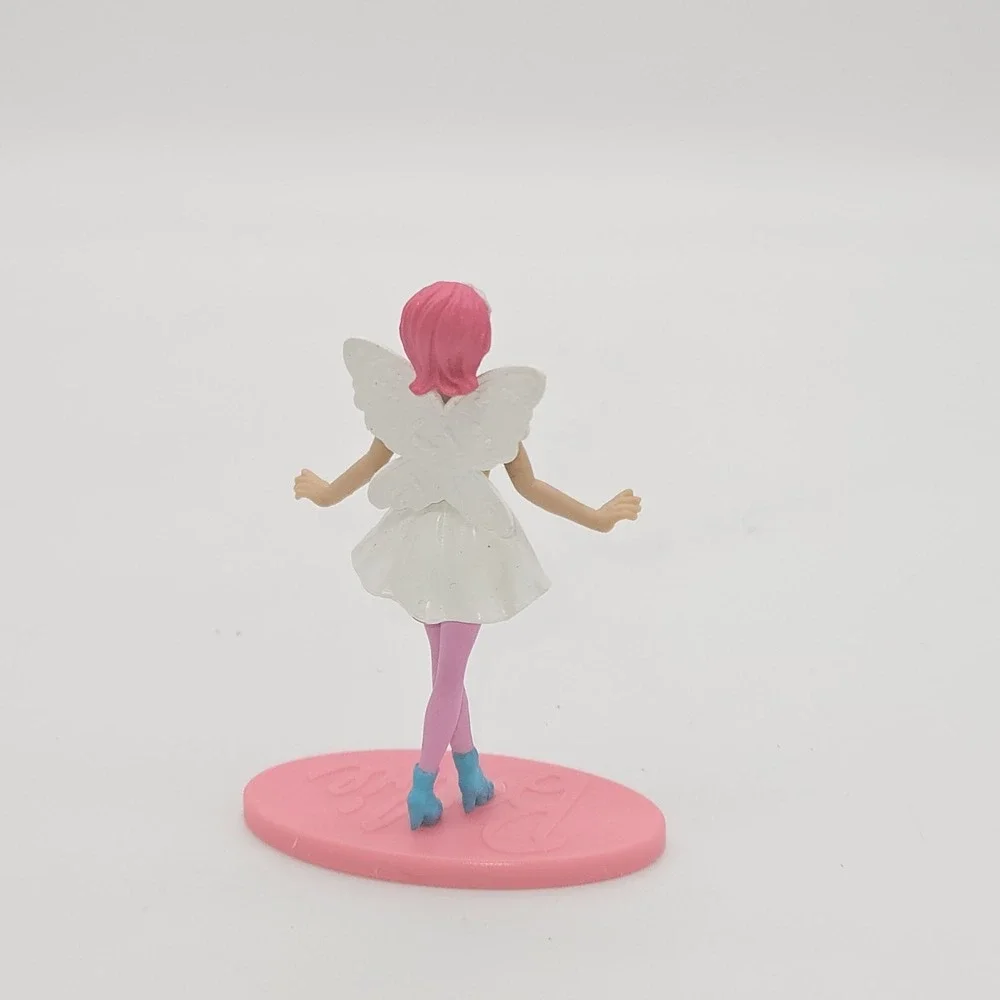 2020 Mattel Barbie Dreamtopia Fairy Figurine Pink Hair Yellow Bodice 2